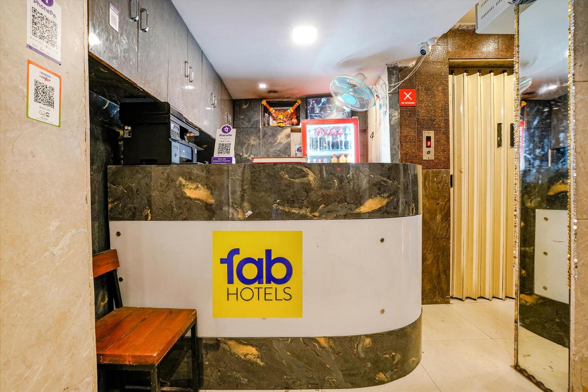 Fabexpress Yatri Inn - Navi Mumbai Turambhe Eksteriør billede