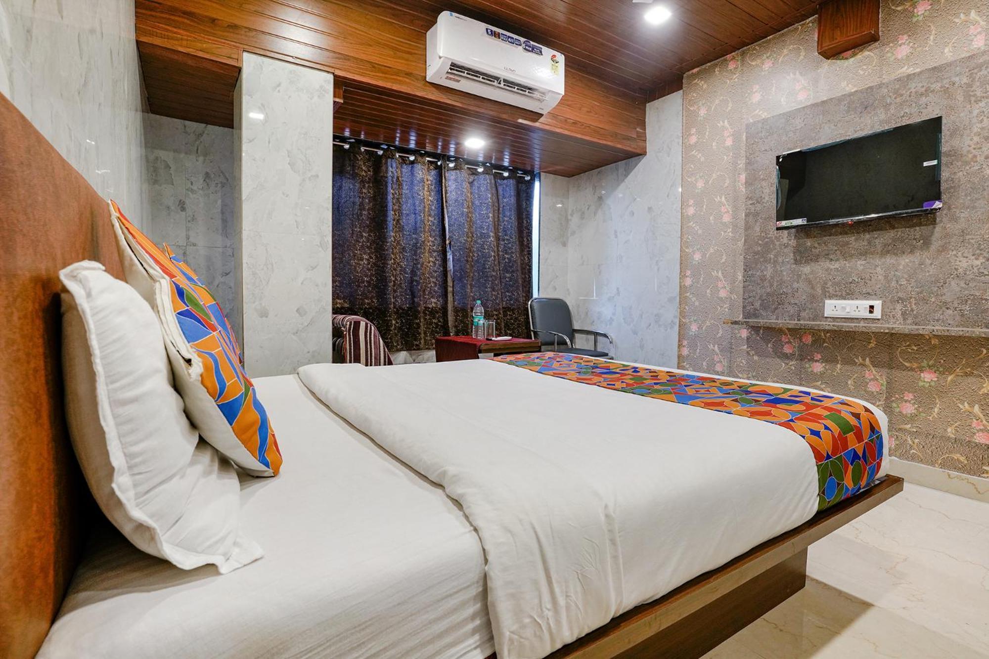 Fabexpress Yatri Inn - Navi Mumbai Turambhe Eksteriør billede