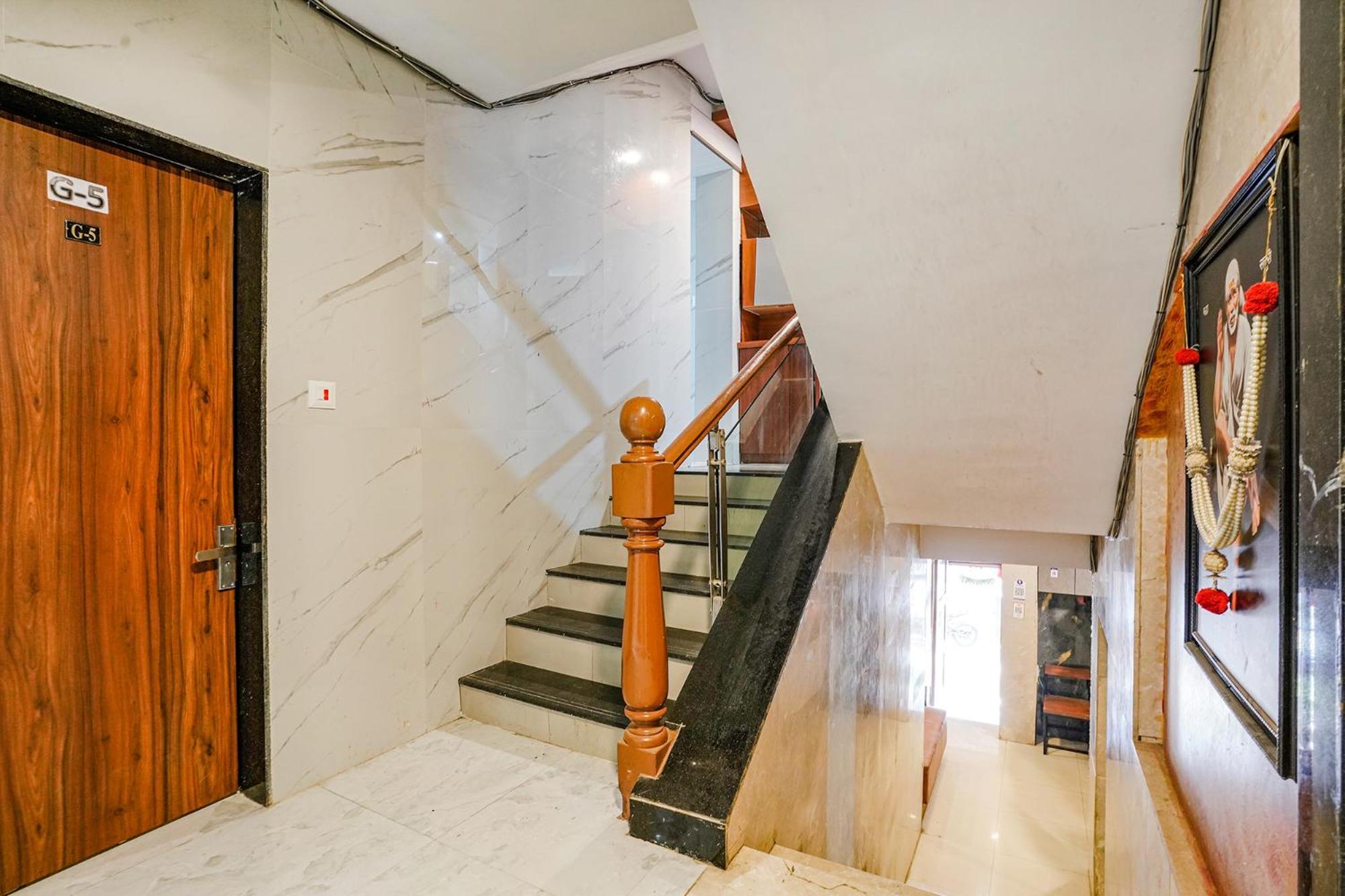 Fabexpress Yatri Inn - Navi Mumbai Turambhe Eksteriør billede
