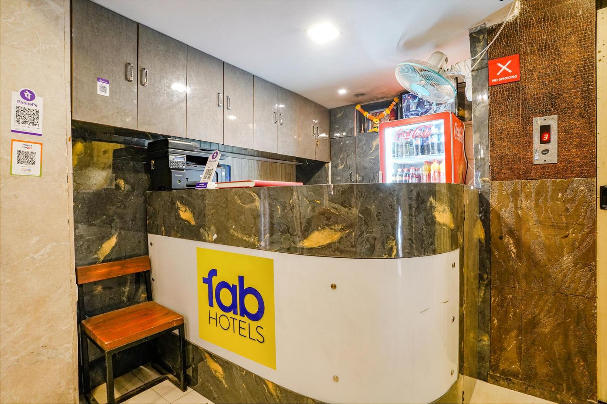Fabexpress Yatri Inn - Navi Mumbai Turambhe Eksteriør billede