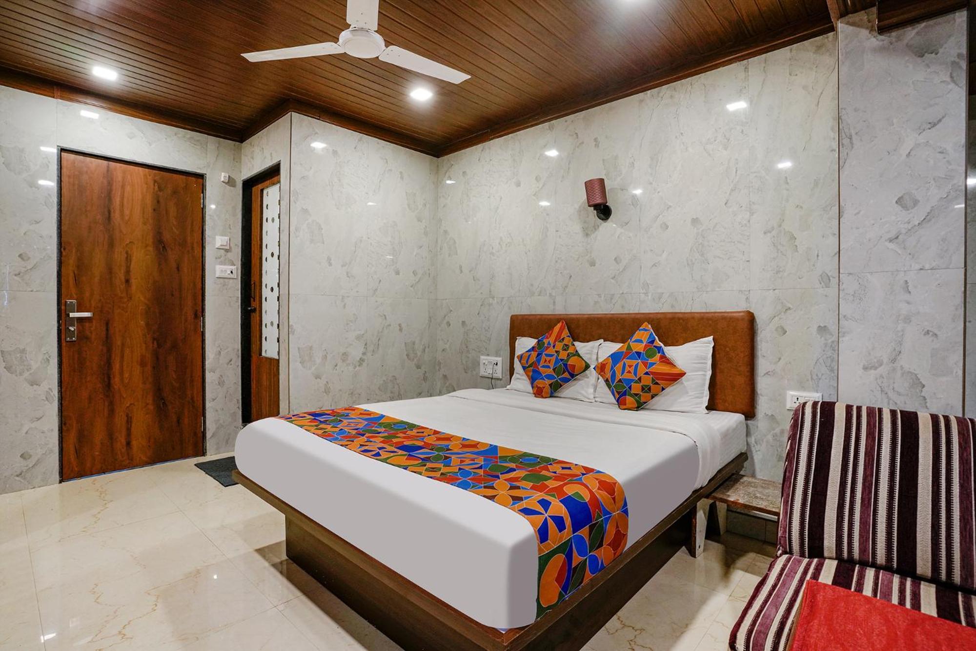 Fabexpress Yatri Inn - Navi Mumbai Turambhe Eksteriør billede